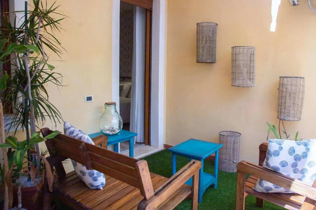 Couette-café B&B Calamoresca Àrbatax Italie