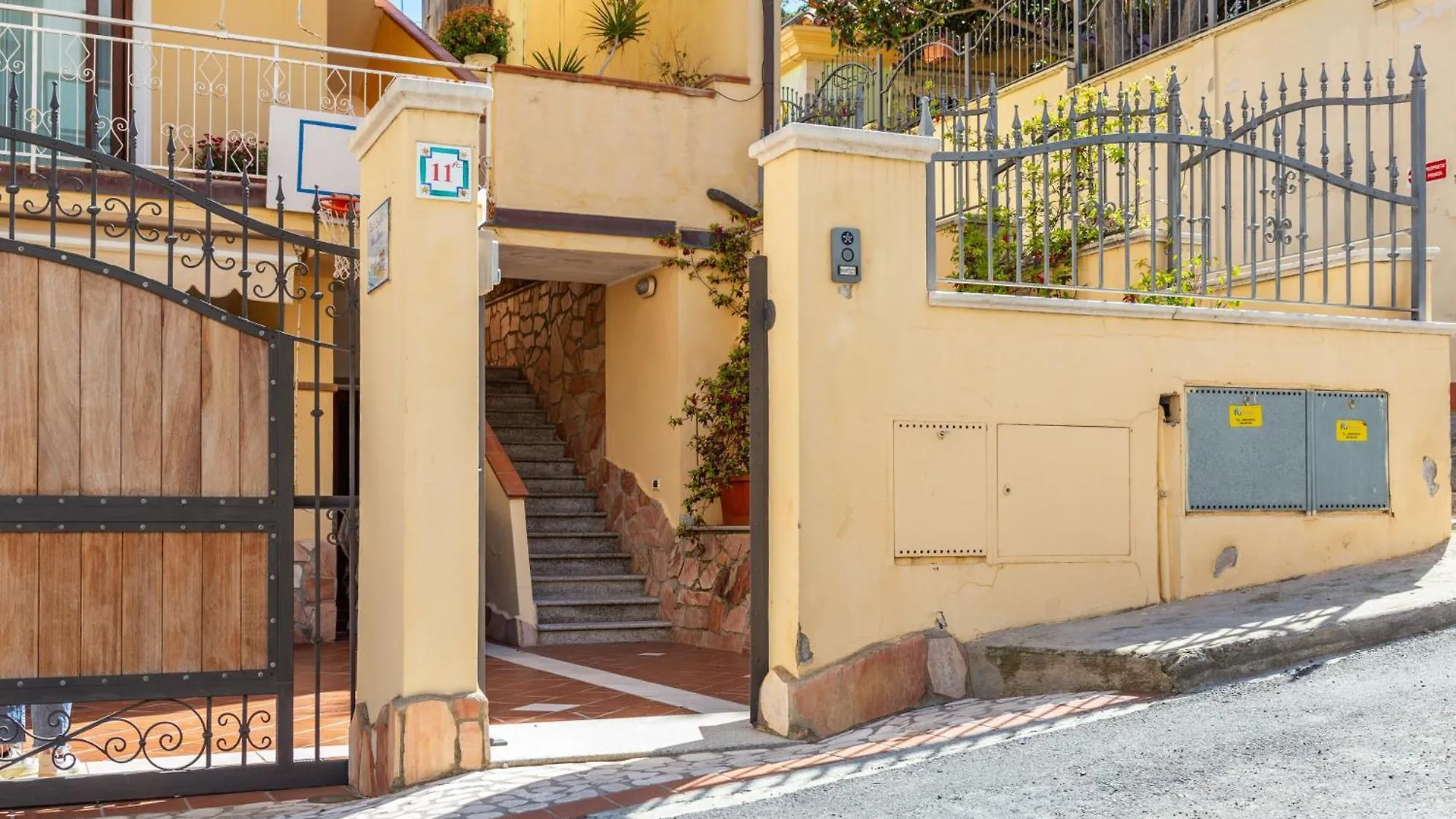 B&B Calamoresca Àrbatax 0*,